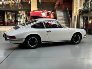 Bild 6/25 von Porsche 911 2.0 E (1968)