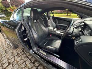 Image 26/30 of Aston Martin DB 9 (2008)