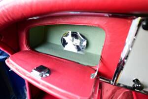 Image 36/50 of Jaguar XK 150 FHC (1959)