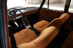 Image 28/83 of Alfa Romeo 1750 Berlina (1970)