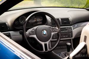Image 17/56 of BMW 323Ci (2000)