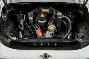 Image 43/50 of Porsche 912 (1967)