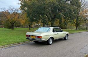 Afbeelding 5/35 van Mercedes-Benz 280 CE (1983)