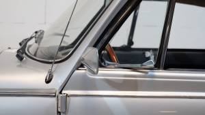 Bild 17/18 von Volkswagen Maggiolone 1303 (1974)