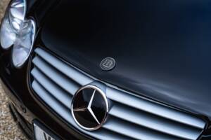 Image 46/47 of Mercedes-Benz SL 600 (2004)