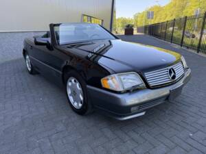 Image 16/46 of Mercedes-Benz SL 320 (1995)
