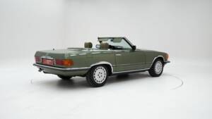 Afbeelding 2/15 van Mercedes-Benz 280 SL (1983)