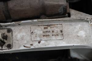 Image 34/35 of Mercedes-Benz 190 c (1965)