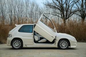 Immagine 5/50 di Citroën Saxo 1.6i VTS (1996)
