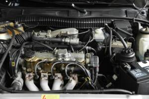 Bild 34/41 von Opel Calibra 2,0 (1991)