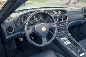 Image 31/48 de Ferrari 550 Barchetta (2001)