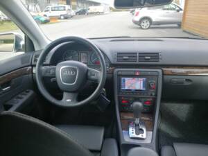 Bild 8/11 von Audi S4 (2005)
