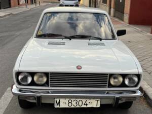 Image 2/7 of FIAT 128 Sport Coupe (1973)