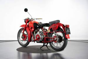 Immagine 2/50 di Moto Guzzi Falcone Turismo (1960)