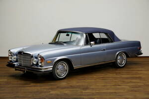 Afbeelding 9/22 van Mercedes-Benz 280 SE 3,5 (1970)
