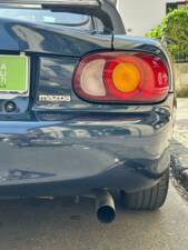 Bild 10/10 von Mazda MX-5 1.6 (1999)