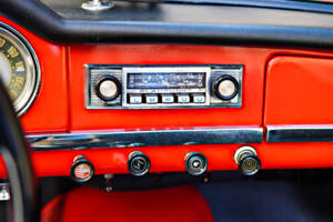 Image 24/25 of Alfa Romeo Giulia 1600 Spider (1962)