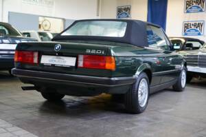 Afbeelding 15/25 van BMW 320i (1988)