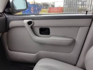 Bild 78/113 von BMW 735i (1986)