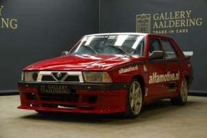 Image 1/50 of Alfa Romeo 75 3.0 V6 QV (1990)
