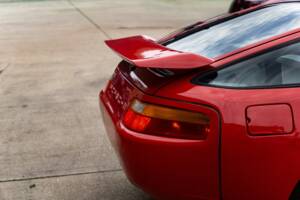 Afbeelding 8/18 van Porsche 928 S4 (1989)