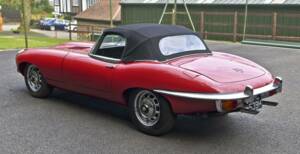 Image 14/49 de Jaguar E-Type (1970)
