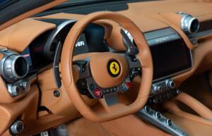 Bild 12/38 von Ferrari GTC4Lusso (2017)