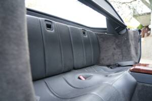 Image 62/95 of Mercedes-Benz 300 SL (1993)