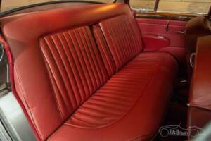 Bild 16/19 von Jaguar Mk II 3.8 (1961)