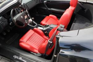 Image 33/50 of Alfa Romeo Spider 3.0 V6 24V (2001)