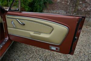 Bild 32/50 von Ford Mustang 289 (1966)