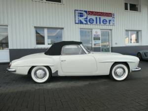 Image 7/27 of Mercedes-Benz 190 SL (1961)