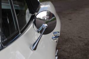 Bild 19/30 von Chevrolet Corvette Sting Ray Convertible (1964)