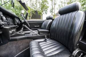 Image 42/50 de Jaguar Type E V12 (1973)