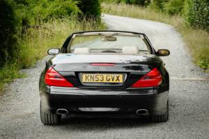 Image 8/50 of Mercedes-Benz SL 350 (2003)