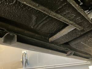 Bild 21/23 von Alfa Romeo 2.0 Spider (1991)