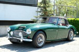 Image 2/40 of Austin-Healey 3000 Mk II (BT7) (1961)