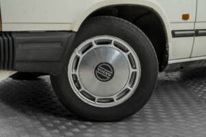 Image 4/50 de Volvo 740 (1984)