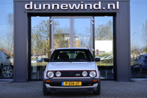 Imagen 5/16 de Volkswagen Golf Mk II GTi 1.8 (1988)