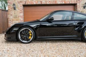 Bild 11/47 von Porsche 911 GT2 (2009)