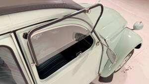 Image 11/38 of Citroën 2 CV 6 (1982)