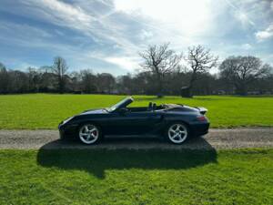 Bild 16/81 von Porsche 911 Turbo (2004)