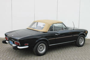 Immagine 11/22 di FIAT 124 Spider CS1 (1974)