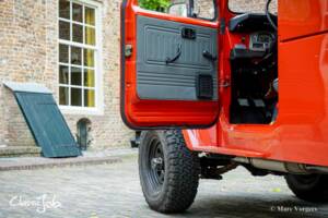 Immagine 4/47 di Toyota Land Cruiser FJ 45 (1980)