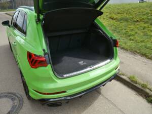 Bild 19/45 von Audi RS Q3 (1900)