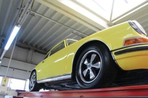 Image 11/50 of Porsche 911 2.2 S (1971)