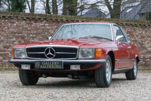 Bild 19/50 von Mercedes-Benz 280 SLC (1975)