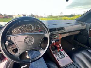 Image 27/30 of Mercedes-Benz 300 SL-24 (1992)