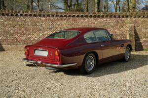 Bild 33/50 von Aston Martin DB 6 Vantage (1966)
