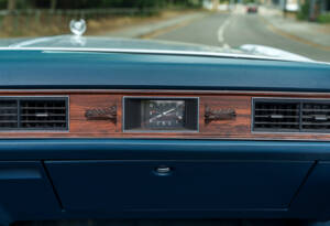 Image 24/30 of Cadillac Fleetwood Eldorado Convertible (1972)